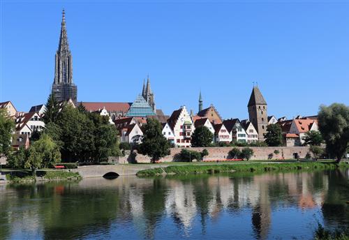 Tag der Deutschen Einheit and the Seven Summits of Ulm, Germany
